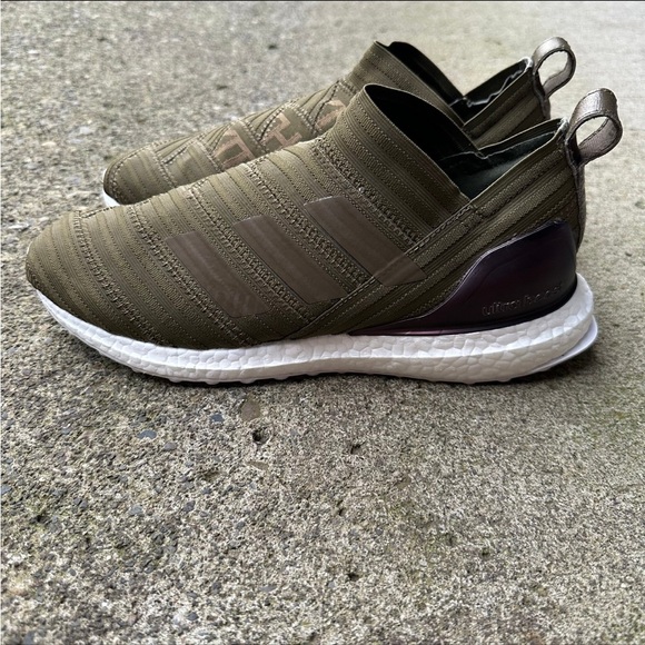 adidas Nemeziz Tango 17 UltraBoost Kith Rays Men’s 8.5 running casual minimalist - Picture 3 of 6